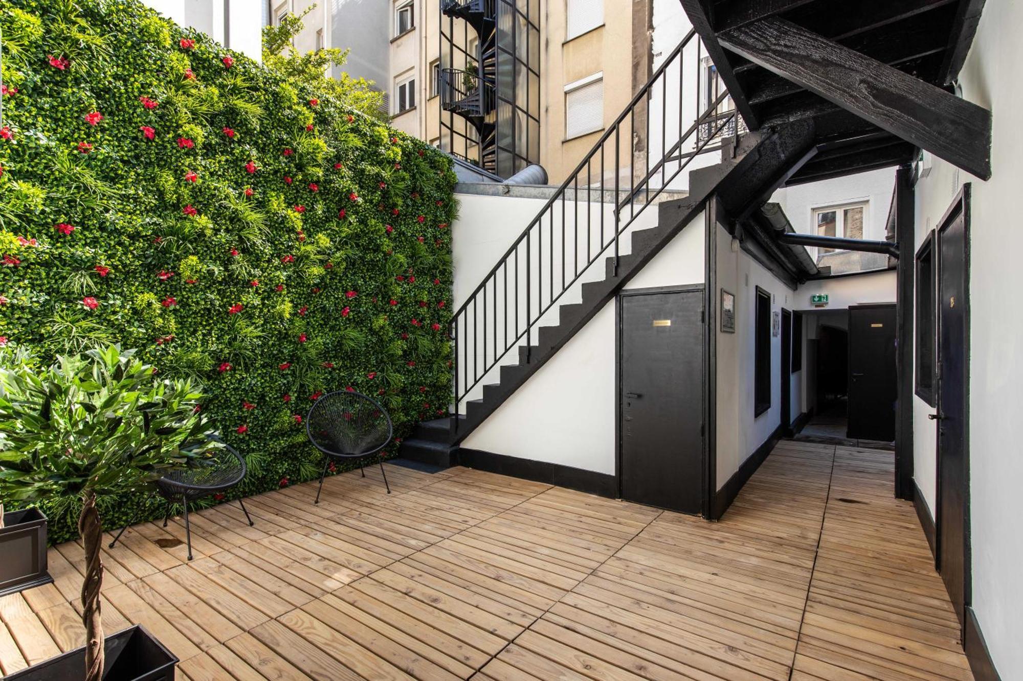 Hostel Eiffel Paris Exterior photo